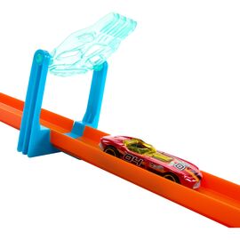 Автотрек Hot Wheels Ледовое столкновение (HKX40)