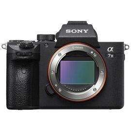Цифровой фотоаппарат Sony Alpha 7 M3 body black (ILCE7M3B.CEC)