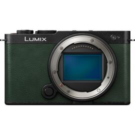 Цифровий фотоапарат Panasonic Lumix DC-S9 Body Dark Olive (DC-S9E-G)