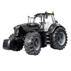 Масштабная модель автомобиля Bruder Трактор Deutz-Fahr 8280 TTV Warrior (03162)