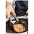 Щипцы кухонные KitchenAid Universal, 24 см, чорний (KQG203OHOBE), изображение 11 Щипцы кухонные KitchenAid Universal, 24 см, чорний (KQG203OHOBE), изображение 11