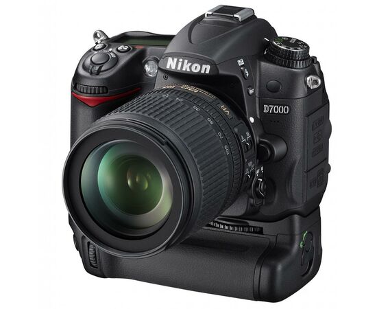 Батарейный блок Meike Nikon D7000 (Nikon MB-D11) (DV00BG0027), изображение 6 Батарейный блок Meike Nikon D7000 (Nikon MB-D11) (DV00BG0027), изображение 6