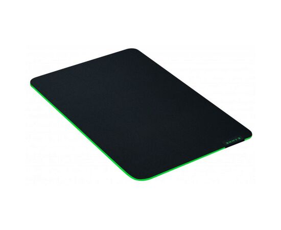 Коврик для мышки Razer Gigantus V2 Large (RZ02-03330300-R3M1), изображение 3 Коврик для мышки Razer Gigantus V2 Large (RZ02-03330300-R3M1), изображение 3
