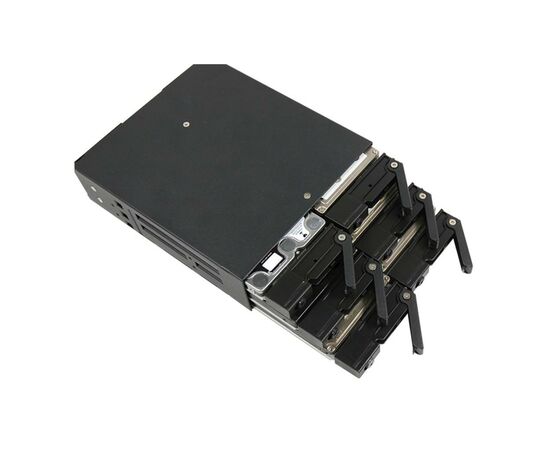 Бэкплейн Chieftec 1x5.25"/6x2.5" Hot-Swap Metal (CMR-625), изображение 3 Бэкплейн Chieftec 1x5.25"/6x2.5" Hot-Swap Metal (CMR-625), изображение 3