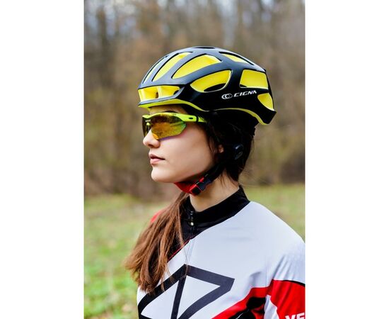 Шлем Velotrade СIGNA TT-4 черно-желтый L (58-61см) (HEAD-021), изображение 3 Шлем Velotrade СIGNA TT-4 черно-желтый L (58-61см) (HEAD-021), изображение 3