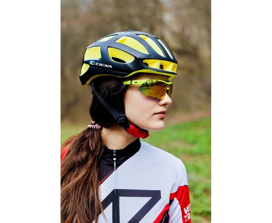 Шлем Velotrade СIGNA TT-4 черно-желтый L (58-61см) (HEAD-021), изображение 5 Шлем Velotrade СIGNA TT-4 черно-желтый L (58-61см) (HEAD-021), изображение 5