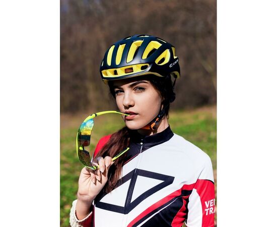 Шлем Velotrade СIGNA TT-4 черно-желтый L (58-61см) (HEAD-021), изображение 6 Шлем Velotrade СIGNA TT-4 черно-желтый L (58-61см) (HEAD-021), изображение 6