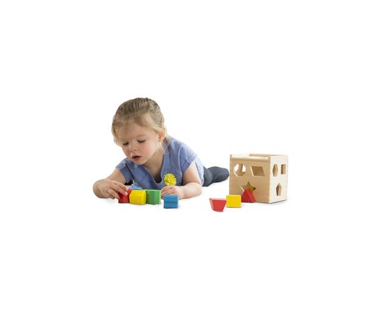 Развивающая игрушка Melissa&Doug Сортировочный куб (MD575), изображение 3 Развивающая игрушка Melissa&Doug Сортировочный куб (MD575), изображение 3