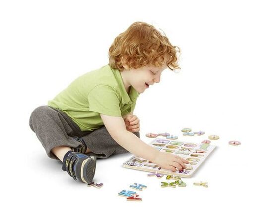 Развивающая игрушка Melissa&Doug Деревянная рамка-вкладыш Английский алфавит (MD23272), изображение 3 Развивающая игрушка Melissa&Doug Деревянная рамка-вкладыш Английский алфавит (MD23272), изображение 3