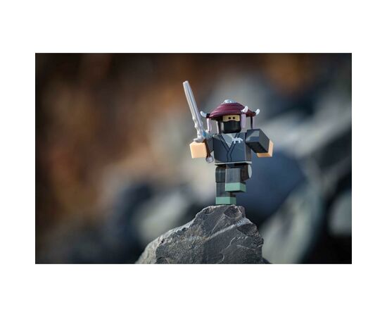 Фигурка для геймеров Jazwares Roblox Core Figures Mad Games: Adam (10794R), изображение 3 Фигурка для геймеров Jazwares Roblox Core Figures Mad Games: Adam (10794R), изображение 3