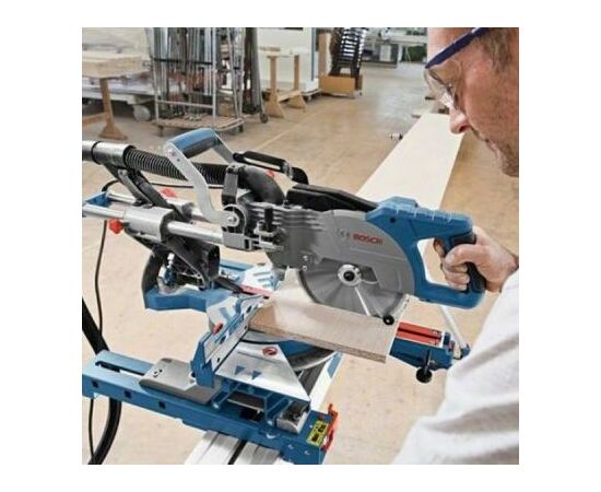 Торцовочная пила Bosch GCM 800 SJ (0.601.B19.000), изображение 3 Торцовочная пила Bosch GCM 800 SJ (0.601.B19.000), изображение 3