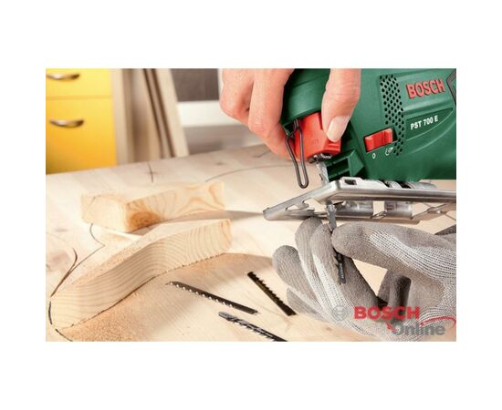 Електролобзик Bosch PST 700 E (0.603.3A0.020), зображення 2 Електролобзик Bosch PST 700 E (0.603.3A0.020), зображення 2