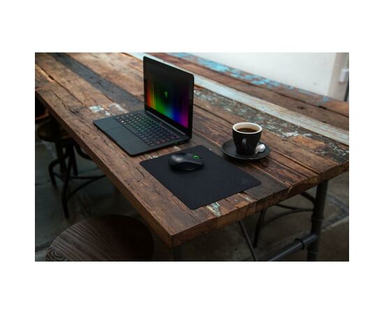 Коврик для мышки Razer Goliathus Mobile Stealth Edition (RZ02-01820500-R3M1), изображение 8 Коврик для мышки Razer Goliathus Mobile Stealth Edition (RZ02-01820500-R3M1), изображение 8