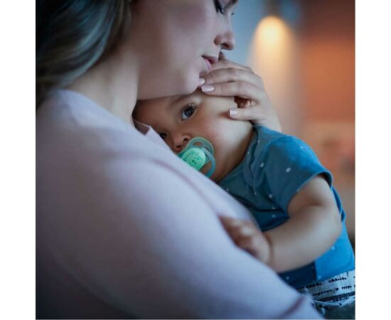Пустышка Philips AVENT Ultra Air Ночная 0-6 мес для мальчиков/нейтральная 2 шт (SCF376/11), изображение 4 Пустышка Philips AVENT Ultra Air Ночная 0-6 мес для мальчиков/нейтральная 2 шт (SCF376/11), изображение 4