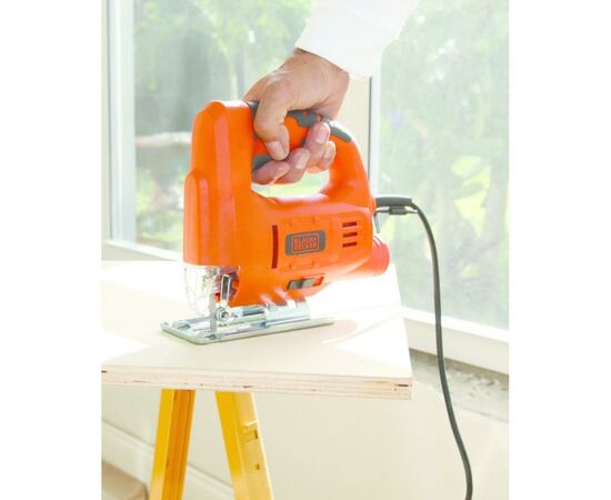 Электролобзик Black&Decker JS20, изображение 3 Электролобзик Black&Decker JS20, изображение 3