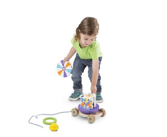 Развивающая игрушка Melissa&Doug Первая деревянная игрушка Карусель (MD13616), изображение 7 Развивающая игрушка Melissa&Doug Первая деревянная игрушка Карусель (MD13616), изображение 7