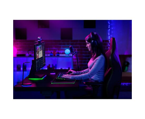 Веб-камера Razer Kiyo Pro Full HD Black (RZ19-03640100-R3M1), изображение 4 Веб-камера Razer Kiyo Pro Full HD Black (RZ19-03640100-R3M1), изображение 4