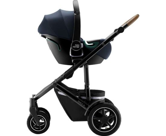 Автокресло Britax-Romer Baby-Safe Isense Indigo Blue с платформой (2000035100), изображение 8 Автокресло Britax-Romer Baby-Safe Isense Indigo Blue с платформой (2000035100), изображение 8