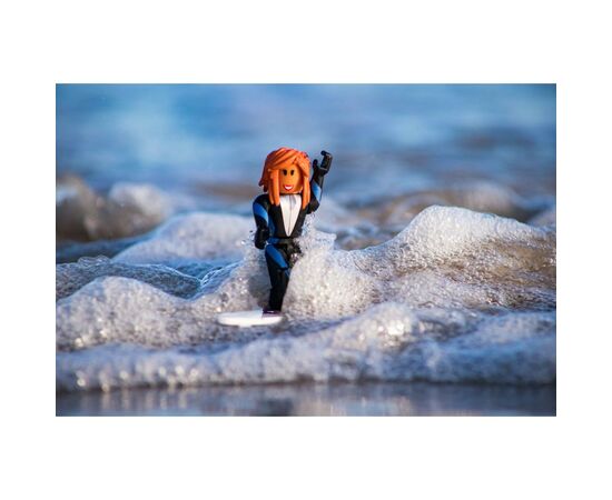 Фигурка для геймеров Jazwares Roblox Core Figures Sharkbite Surfer (19877R), изображение 2 Фигурка для геймеров Jazwares Roblox Core Figures Sharkbite Surfer (19877R), изображение 2
