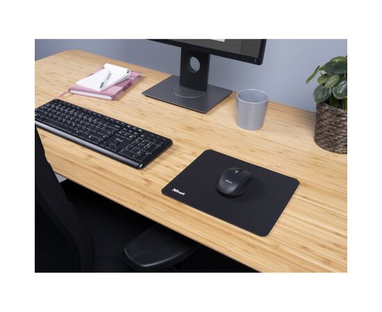 Коврик для мышки Trust Mouse Pad M Black (24193), изображение 2 Коврик для мышки Trust Mouse Pad M Black (24193), изображение 2