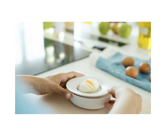 Кухонный нож Fiskars Functional Form для яиц (1016126), изображение 4 Кухонный нож Fiskars Functional Form для яиц (1016126), изображение 4