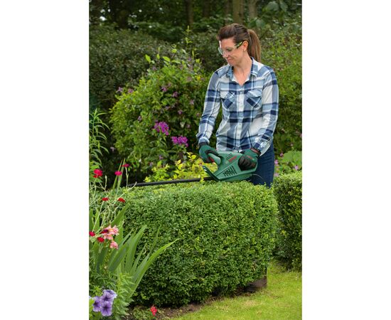 Кусторез Bosch EasyHedgeCut 55 (0.600.847.C02), изображение 5 Кусторез Bosch EasyHedgeCut 55 (0.600.847.C02), изображение 5