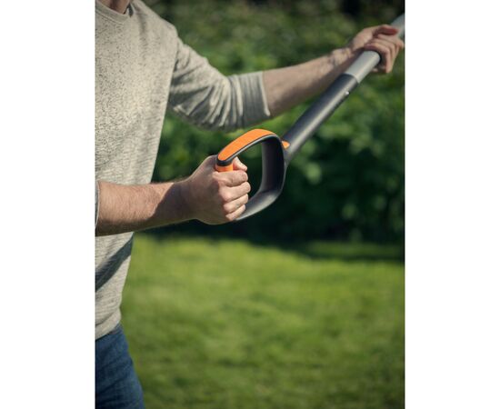 Лопата Fiskars Garden Spade Xact M (1003682), изображение 2 Лопата Fiskars Garden Spade Xact M (1003682), изображение 2