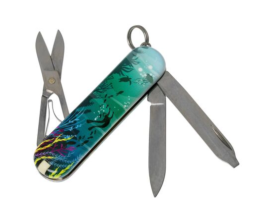 Нож Victorinox Classic Limited Edition "Deep Dive" (0.6223.L2006), изображение 3 Нож Victorinox Classic Limited Edition "Deep Dive" (0.6223.L2006), изображение 3
