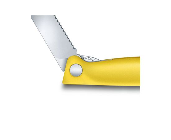 Кухонный нож Victorinox SwissClassic Foldable Paring 11 см Serrated Yellow (6.7836.F8B), изображение 3 Кухонный нож Victorinox SwissClassic Foldable Paring 11 см Serrated Yellow (6.7836.F8B), изображение 3