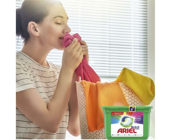 Капсулы для стирки Ariel Pods Все-в-1 Color 45 шт. (8001841456096), изображение 4 Капсулы для стирки Ariel Pods Все-в-1 Color 45 шт. (8001841456096), изображение 4