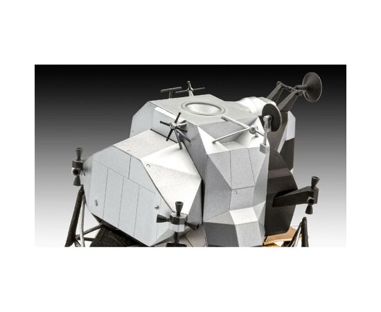Сборная модель Revell Лунный модуль Орел миссии Аполлон 11 уровень 4, 1:48 (RVL-03701), изображение 5 Сборная модель Revell Лунный модуль Орел миссии Аполлон 11 уровень 4, 1:48 (RVL-03701), изображение 5
