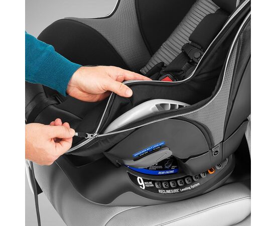 Автокресло Chicco NextFit Zip Max Air Черное с серым (79671.46), изображение 5 Автокресло Chicco NextFit Zip Max Air Черное с серым (79671.46), изображение 5