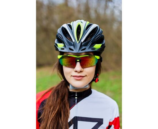 Шлем Velotrade с козырьком СIGNA WT-068 черно-бело-салатовый L (58-61см) (HEAD-016), изображение 2 Шлем Velotrade с козырьком СIGNA WT-068 черно-бело-салатовый L (58-61см) (HEAD-016), изображение 2