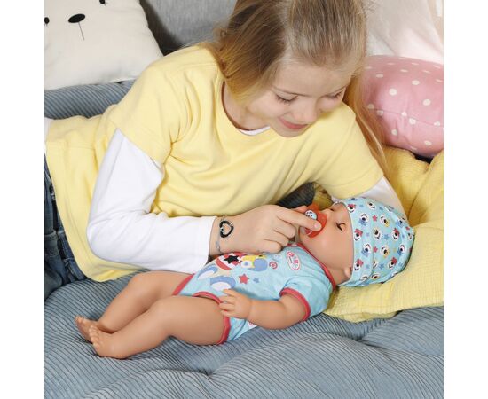 Пупс Zapf Baby Born Волшебный мальчик с аксессуарами 43 см (827963), изображение 8 Пупс Zapf Baby Born Волшебный мальчик с аксессуарами 43 см (827963), изображение 8