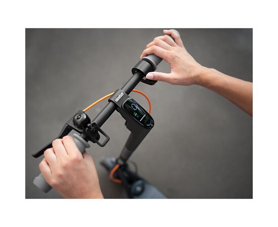 Электросамокат Segway Ninebot F30E (AA.00.0010.79), изображение 4 Электросамокат Segway Ninebot F30E (AA.00.0010.79), изображение 4
