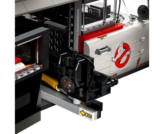 Конструктор LEGO Creator Expert Автомобиль Охотников за привидениями ЭКTO-1 (10274), изображение 7 Конструктор LEGO Creator Expert Автомобиль Охотников за привидениями ЭКTO-1 (10274), изображение 7
