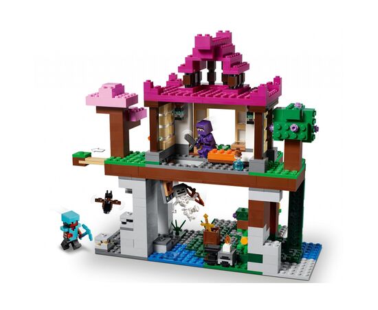 Конструктор LEGO Minecraft Майданчик для тренувань 534 деталей (21183), зображення 4 Конструктор LEGO Minecraft Майданчик для тренувань 534 деталей (21183), зображення 4