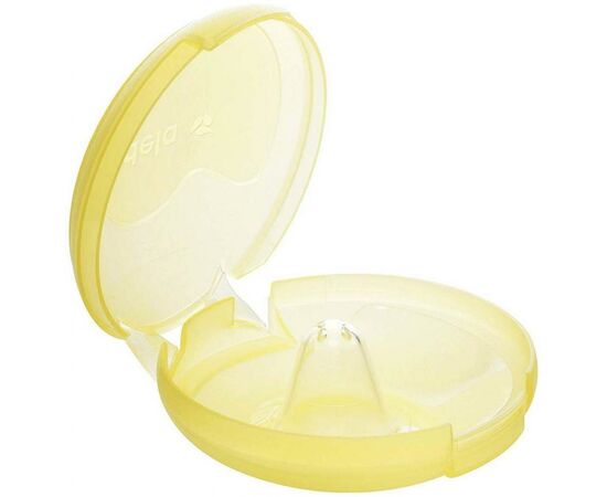Захисна накладка на сосок Medela Contact Nipple Shield Medium 20 mm 2 шт (200.1596), зображення 3 Захисна накладка на сосок Medela Contact Nipple Shield Medium 20 mm 2 шт (200.1596), зображення 3