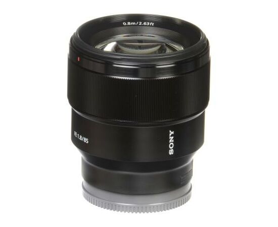 Объектив Sony 85mm f/1.8 для камер NEX FF (SEL85F18.SYX), изображение 8 Объектив Sony 85mm f/1.8 для камер NEX FF (SEL85F18.SYX), изображение 8