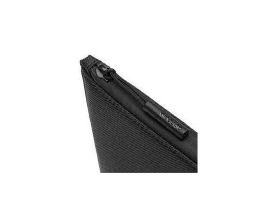 Чехол для ноутбука Incase 13" Facet Sleeve - Black (INMB100690-BLK), изображение 4 Чехол для ноутбука Incase 13" Facet Sleeve - Black (INMB100690-BLK), изображение 4