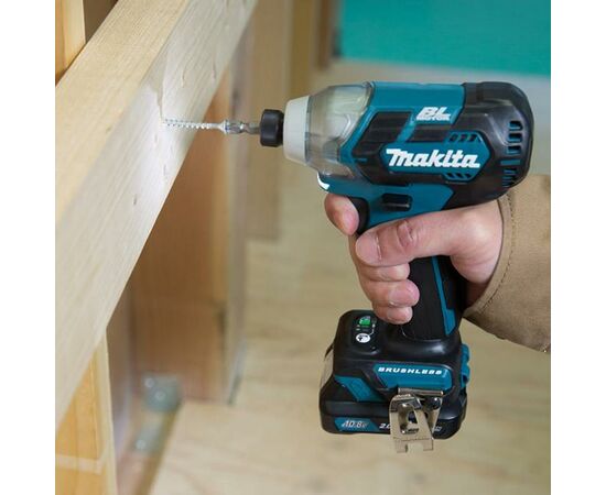 Гайковерт Makita CXT Slider, 135Нм (без АКБ и БП) (TD111DZ), изображение 5 Гайковерт Makita CXT Slider, 135Нм (без АКБ и БП) (TD111DZ), изображение 5