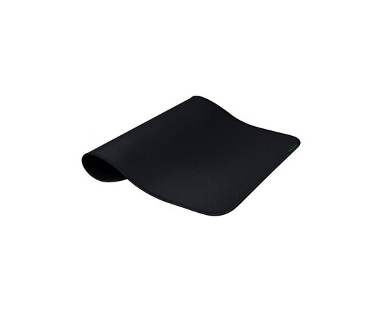 Коврик для мышки Razer Strider Large Black (RZ02-03810200-R3M1), изображение 2 Коврик для мышки Razer Strider Large Black (RZ02-03810200-R3M1), изображение 2