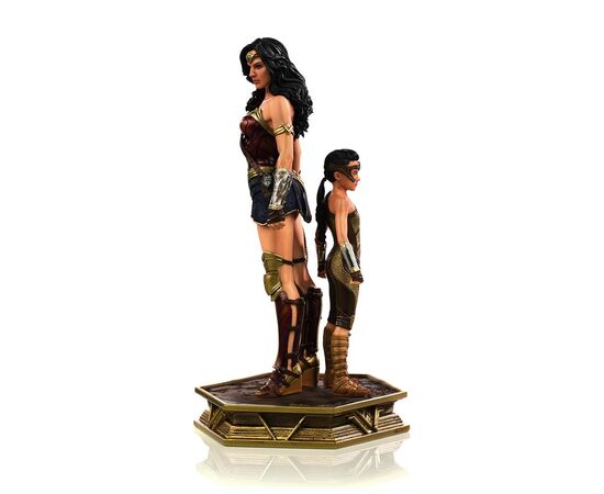 Фигурка для геймеров ABYstyle DC COMICS Wonder Women and young Diana Deluxe Art Scale 1/10 (DCCW8433120-10)