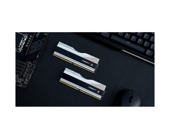 Модуль памяти для компьютера DDR5 32GB (2x16GB) 6000 MHz Trident Z5 RGB Silver G.Skill (F5-6000J4040F16GX2-TZ5RS), изображение 7 Модуль памяти для компьютера DDR5 32GB (2x16GB) 6000 MHz Trident Z5 RGB Silver G.Skill (F5-6000J4040F16GX2-TZ5RS), изображение 7