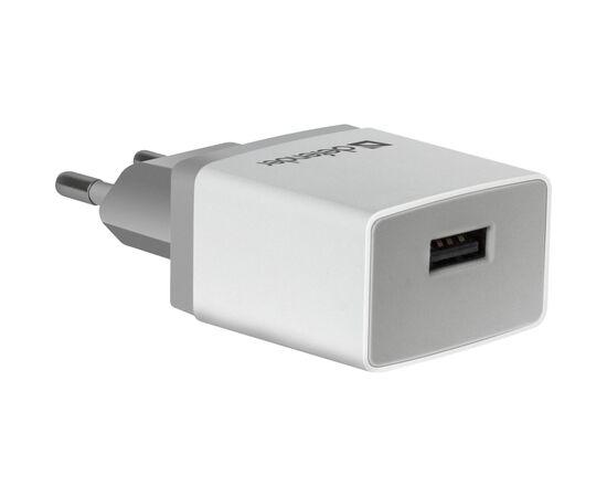 Зарядное устройство Defender UPA-21 white, 1xUSB, 5V / 2.1A (83571), изображение 2 Зарядное устройство Defender UPA-21 white, 1xUSB, 5V / 2.1A (83571), изображение 2