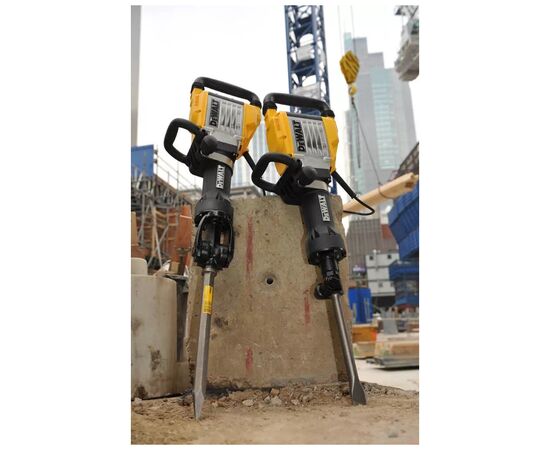 Отбойный молоток DeWALT 1600 Вт, 35 Дж, 1450 уд/мин, 16.9 кг, кейс (D25961K), изображение 6 Отбойный молоток DeWALT 1600 Вт, 35 Дж, 1450 уд/мин, 16.9 кг, кейс (D25961K), изображение 6