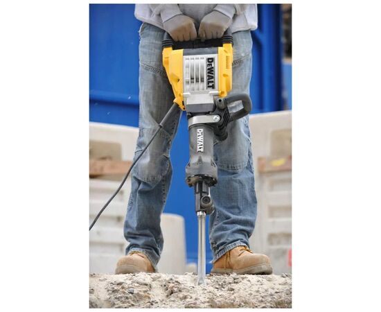 Отбойный молоток DeWALT 1600 Вт, 35 Дж, 1450 уд/мин, 16.9 кг, кейс (D25961K), изображение 7 Отбойный молоток DeWALT 1600 Вт, 35 Дж, 1450 уд/мин, 16.9 кг, кейс (D25961K), изображение 7