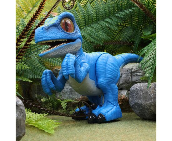 Интерактивная игрушка Dinos Unleashed серии Walking & Talking - Велоцираптор (31125), изображение 2 Интерактивная игрушка Dinos Unleashed серии Walking & Talking - Велоцираптор (31125), изображение 2