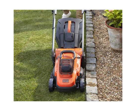 Газонокосилка Black&Decker аккумуляторная 36 В, 2.5 Ач, 32 см, 2 АКБ и ЗУ (BCMW3336L2), изображение 4 Газонокосилка Black&Decker аккумуляторная 36 В, 2.5 Ач, 32 см, 2 АКБ и ЗУ (BCMW3336L2), изображение 4