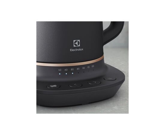 Электрочайник Electrolux E7K1-6BP, изображение 2 Электрочайник Electrolux E7K1-6BP, изображение 2